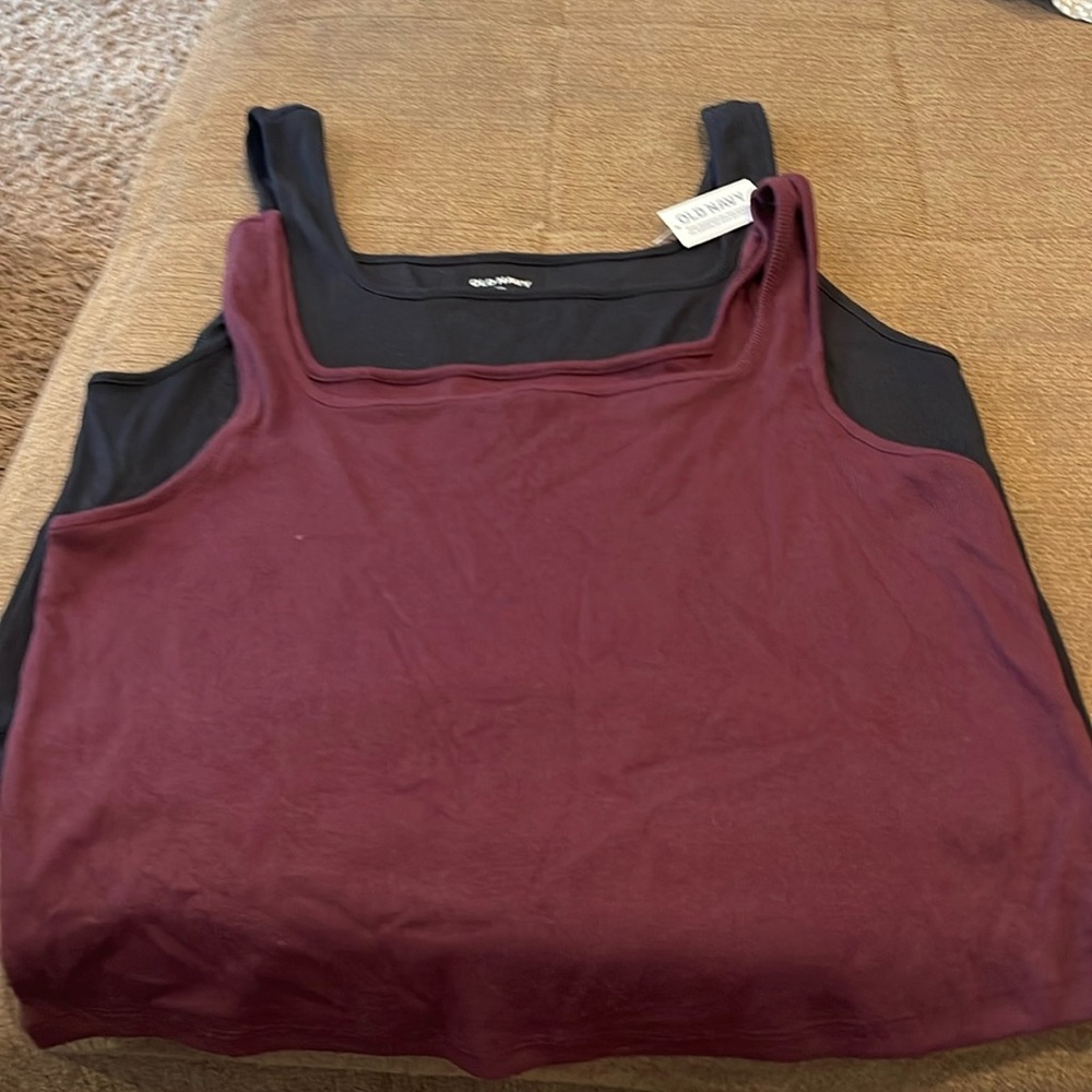 Women’s old navy cropped tops XXL